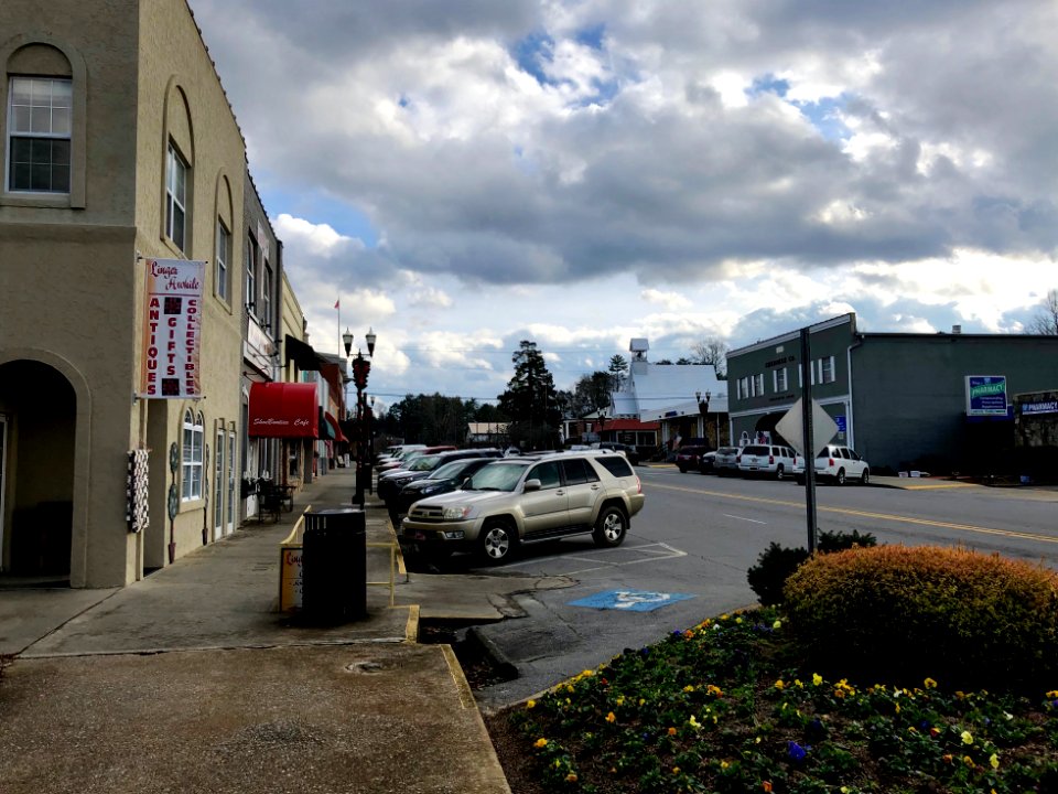 Peachtree Street, Murphy, NC 