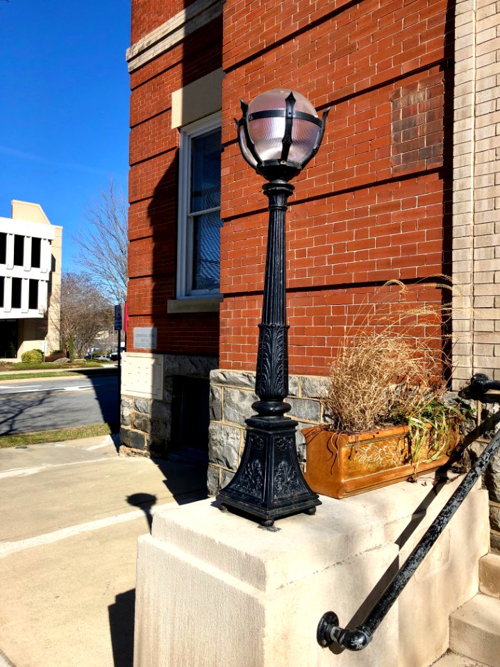 Lamp Post, Asheville Masonic Temple/Scottish Rite Cathedra… 