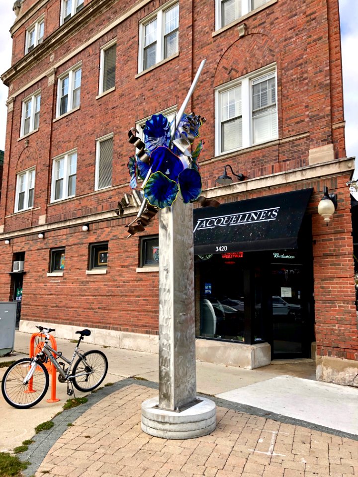 Street Sculpture, Lakeview East, Chicago, IL 