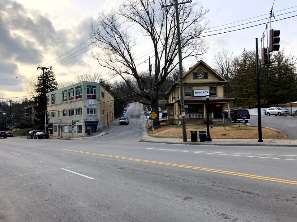 Delta Avenue, Mount Lookout, Cincinnati, OH 