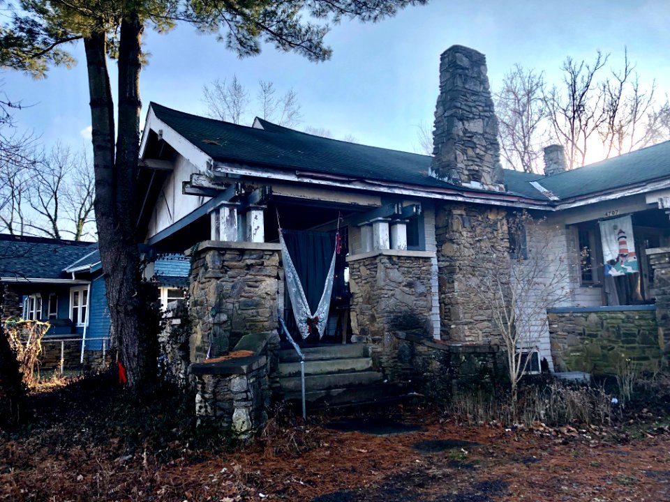 Hamilton Avenue, Northside, Cincinnati, OH 