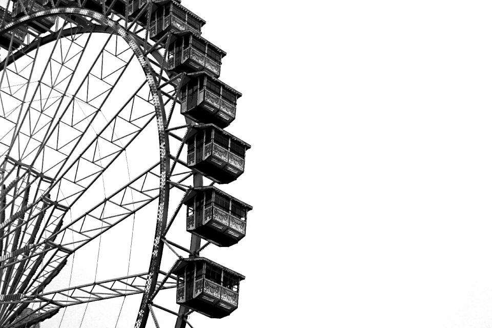 Light tourism circle