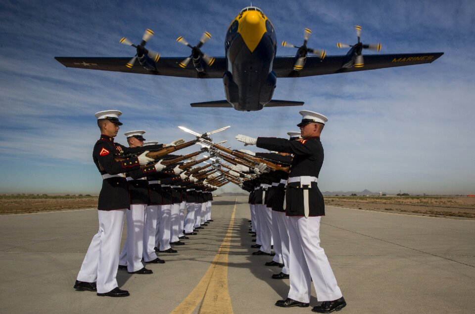 Blue angels navy kc-130 hercules