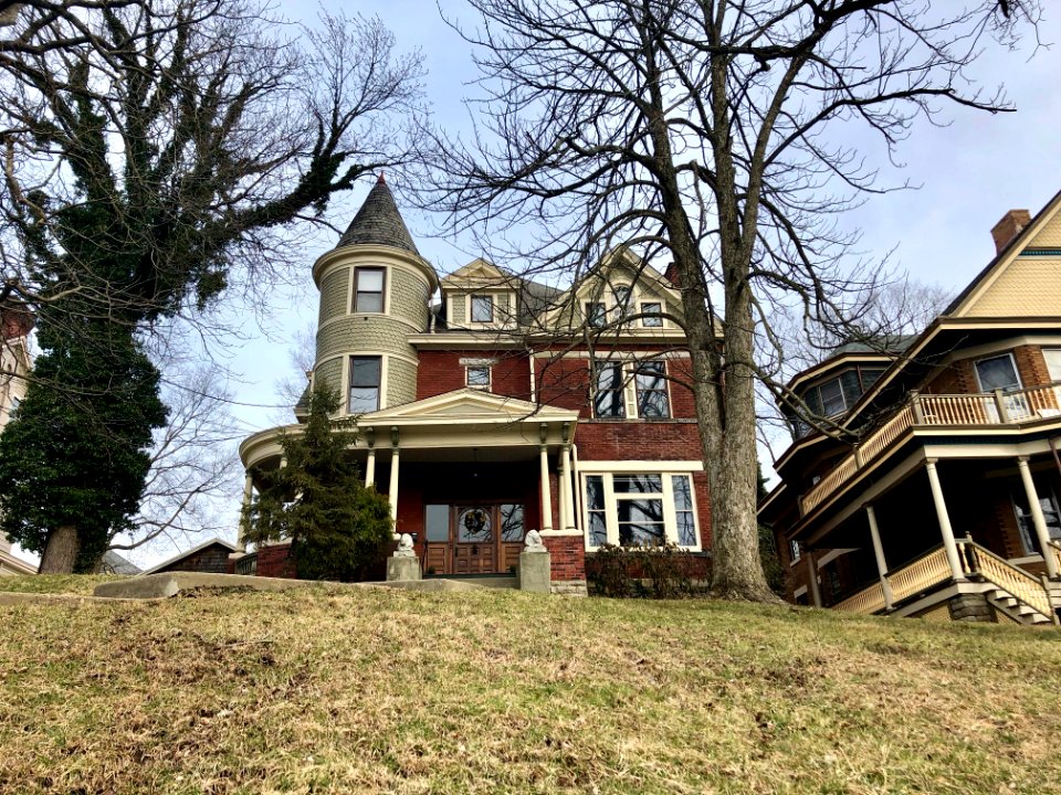 Ashland Avenue, East Walnut Hills, Cincinnati, OH 