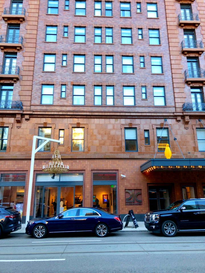 Metropole Hotel Building (21c Hotel), Cincinnati, OH 