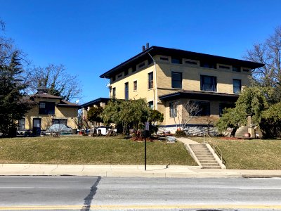 Gilbert Avenue, Walnut Hills, Cincinnati, OH 