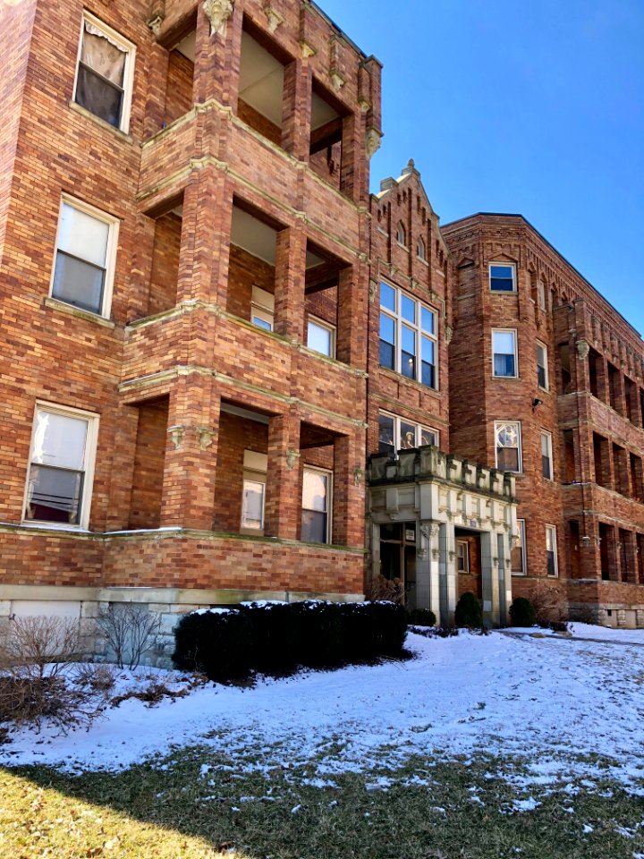 Gilbert Manor Apartments, Walnut Hills, Cincinnati, OH 