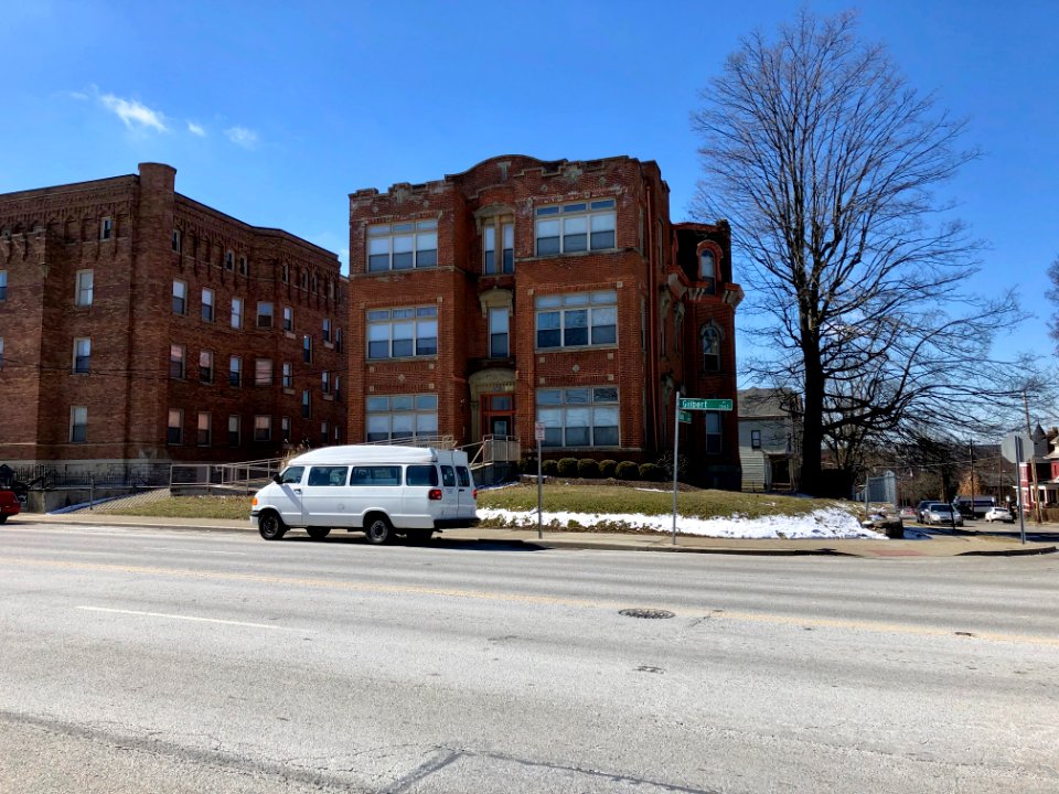 Gilbert Avenue, Walnut Hills, Cincinnati, OH 