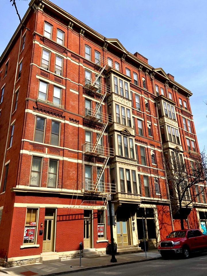 Brittany Apartment Building, Cincinnati, OH 