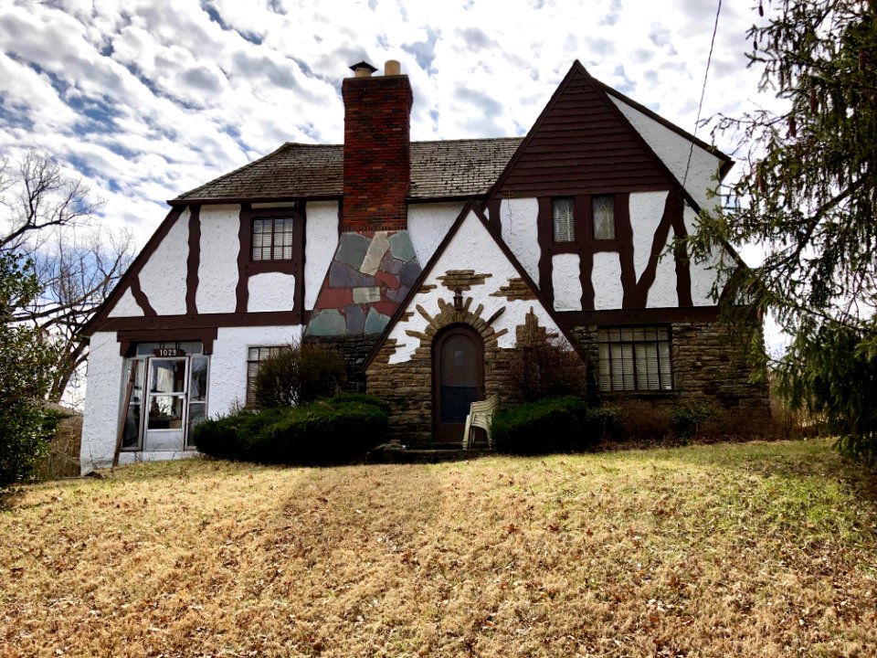 Egan Hills Drive, Paddock Hills, Cincinnati, OH 