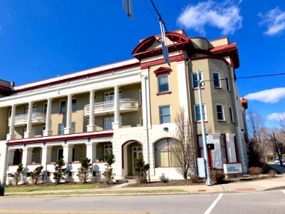 The Elberon Apartments, East Price Hill, Cincinnati, OH 