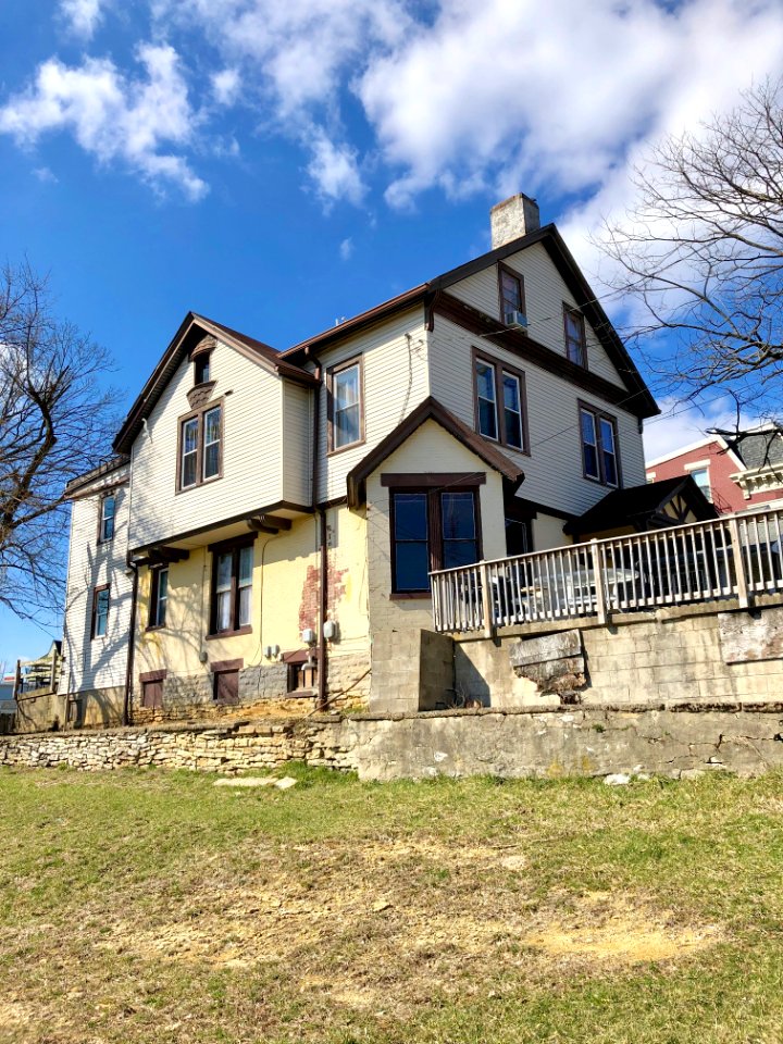 Chateau Avenue, East Price Hill, Cincinnati, OH 
