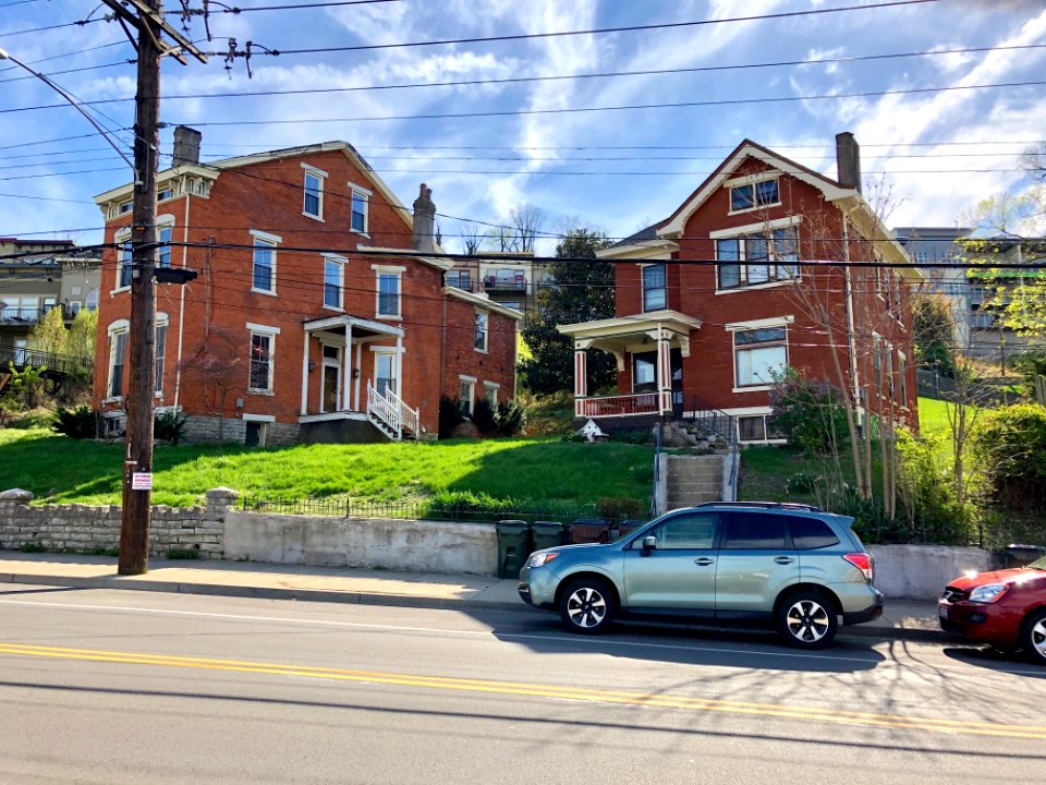 Pike Street, Lewisburg, Covington, KY 
