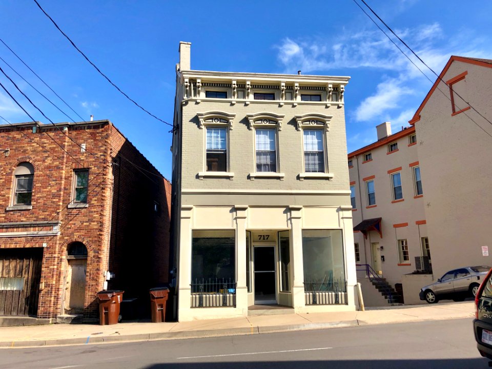 Pike Street, Lewisburg, Covington, KY 