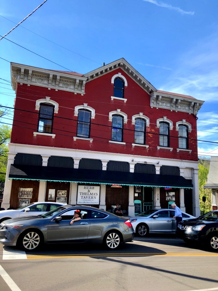 Herb & Thelma’s Tavern, Pike Street, Lewisburg, Covington,… 
