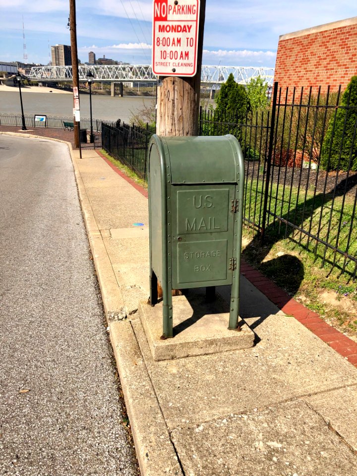 Mail Box, Shelby Street, Licking Riverside, Covington, KY 