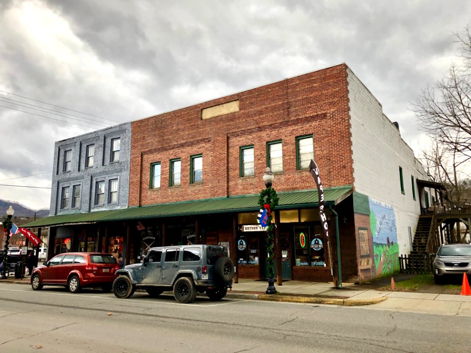 Everett Street, Bryson City, NC 