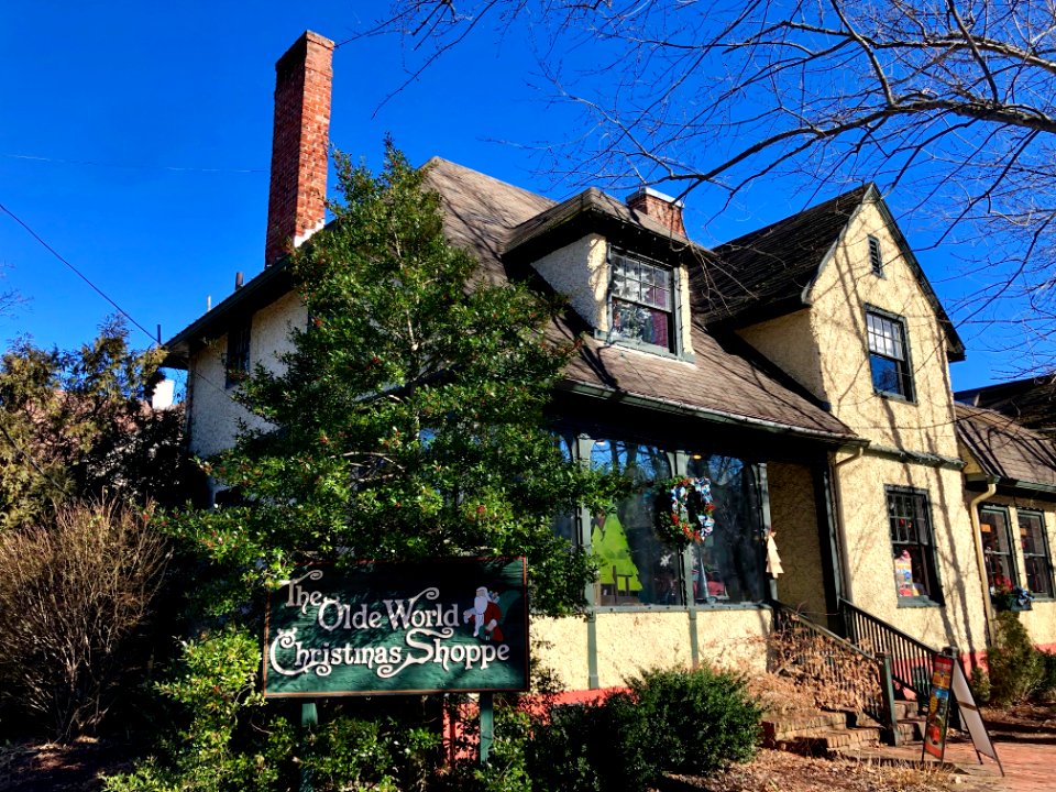Swan Street, Biltmore Village, NC 