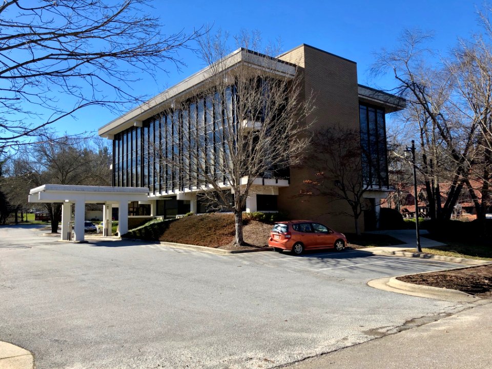 State Employees Credit Union Building, Biltmore Village, N… 