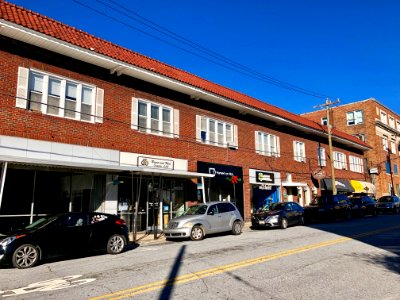 4th Avenue West, Hendersonville, NC 