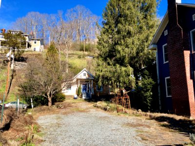Colonel Lawrence M. Allen House, Marshall, NC 