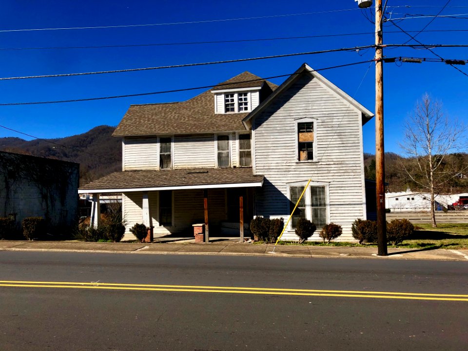 Branner Avenue, Waynesville, NC 
