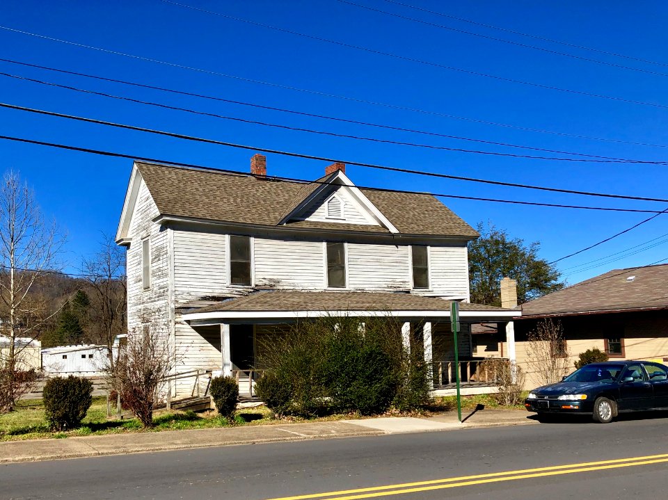 Branner Avenue, Waynesville, NC 