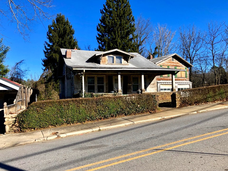 Academy Street, Canton, NC 
