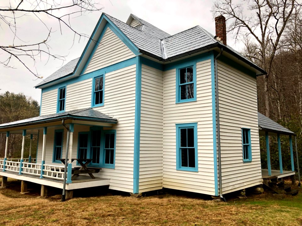 Hiram Caldwell House, Cataloochee, NC 