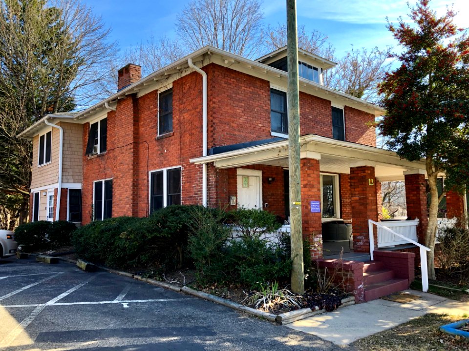 Ravenscroft Drive, Asheville, NC 