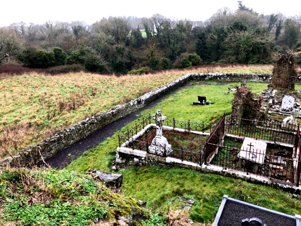 Ardmulchan Graveyard, Ard Maoíchon, Éire 