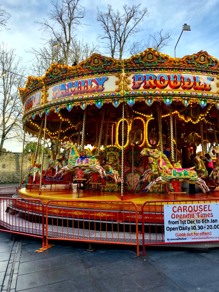 Carousel, Cill Chainnigh, Éire 