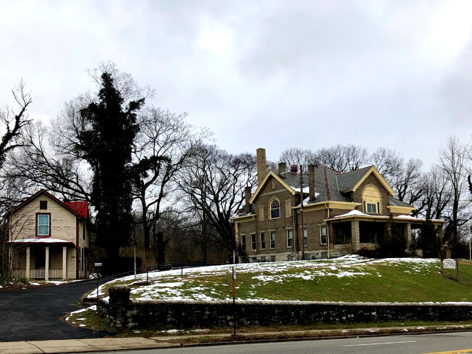 Hamilton Avenue, Northside, Cincinnati, OH 