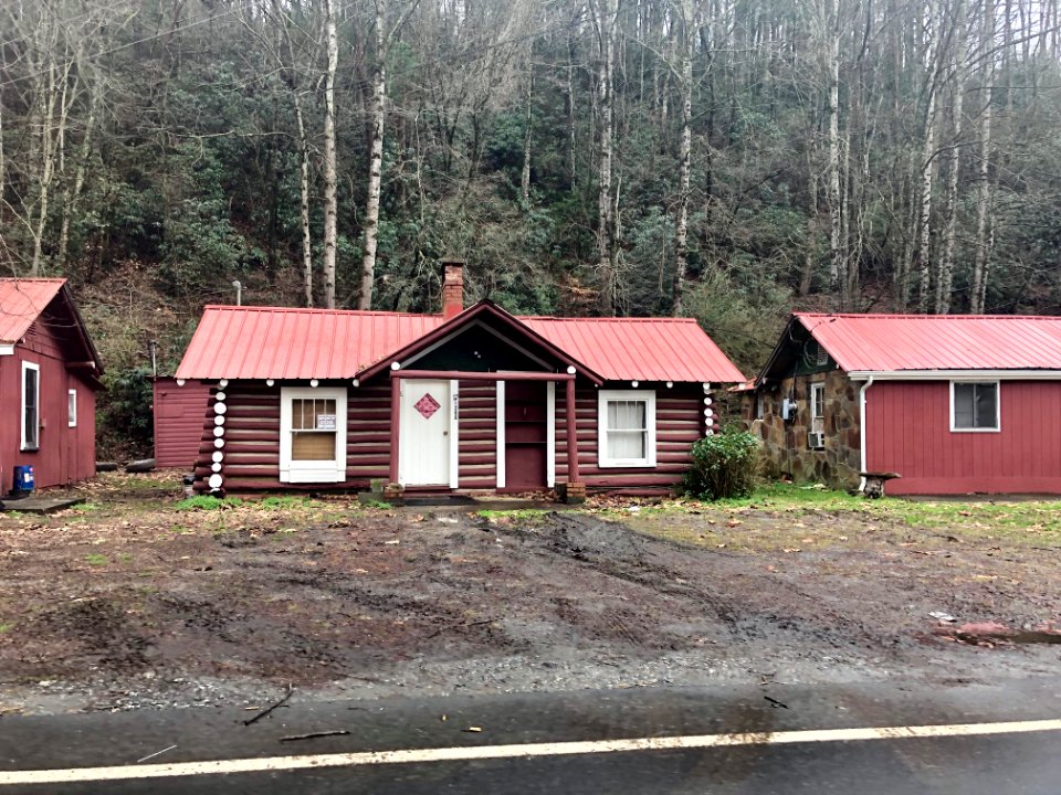 Carol's Cabins, Dillsboro, NC 