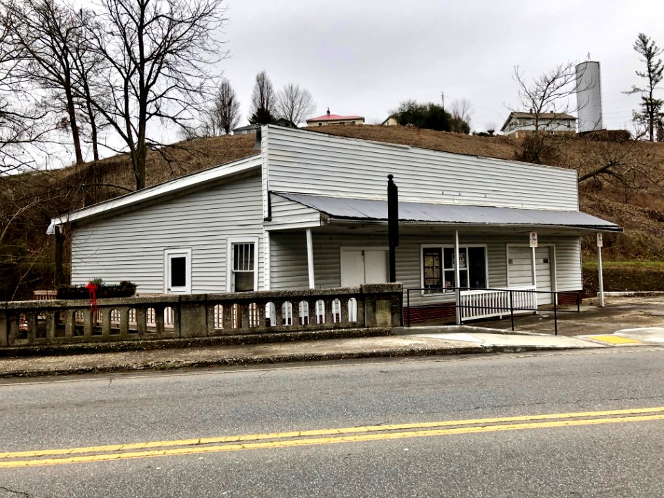 Old Hall's Tire Building, Sylva, NC 