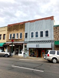 Moore-Benbow Building, Franklin, NC 