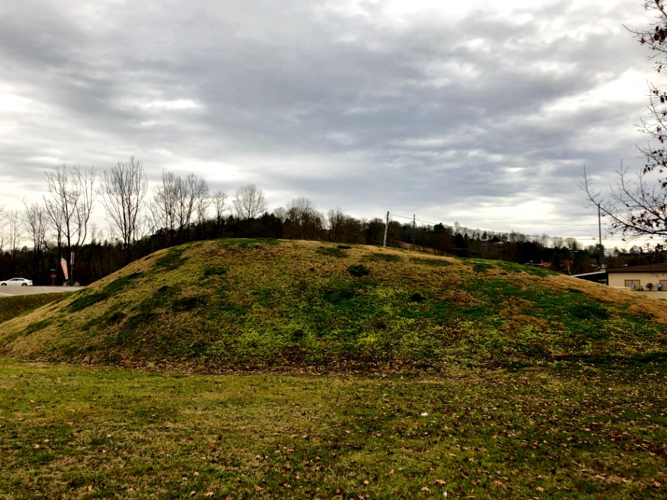 Nikwasi Mound, Franklin, NC 