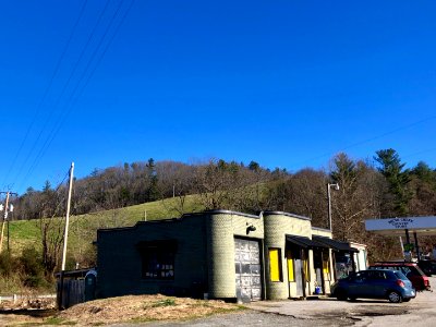 Old Service Station, US 25-70, Walnut, NC 