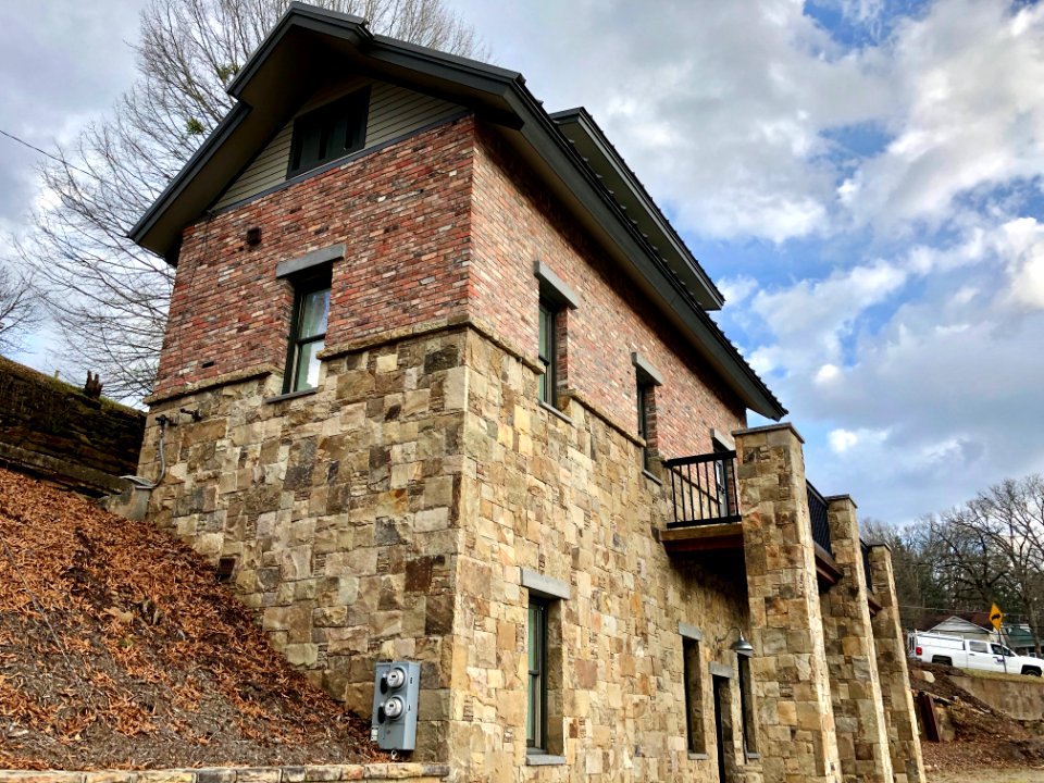 The Hackney Warehouse, Murphy, NC 