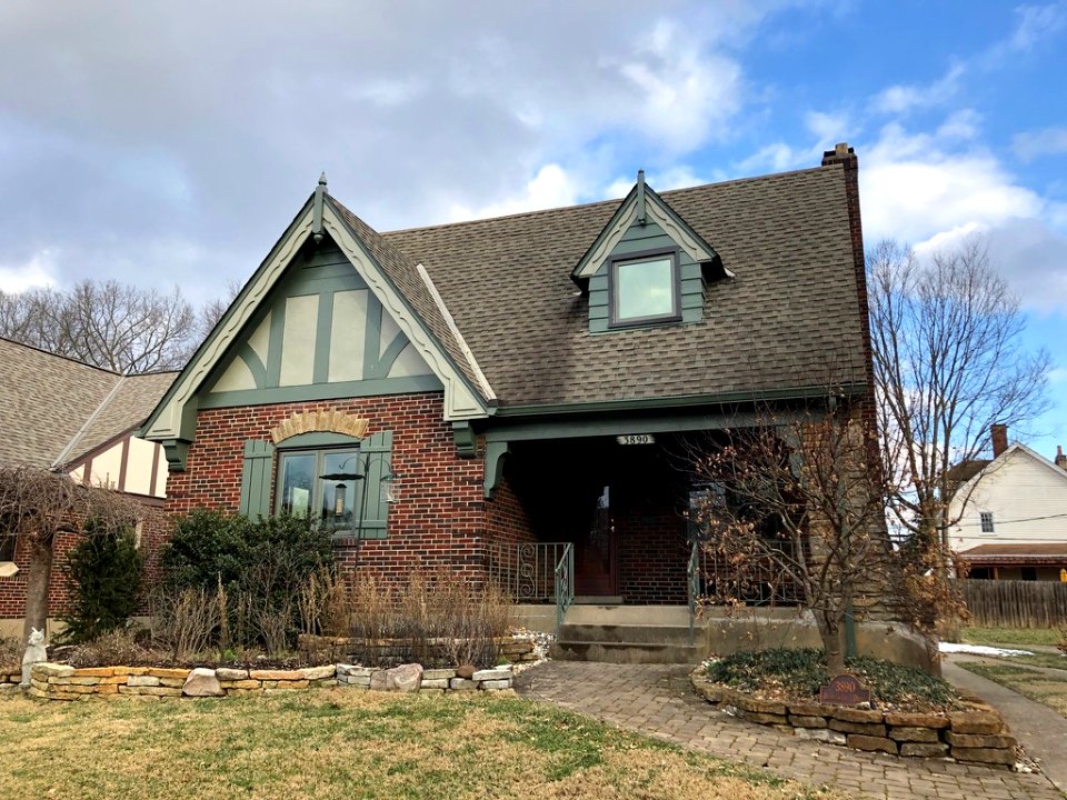 Drakewood Drive, Oakley, Cincinnati, OH 