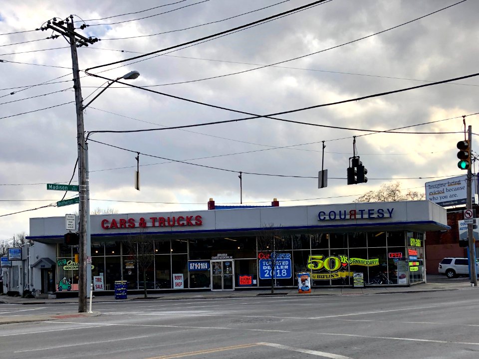 Madison Road, Oakley, Cincinnati, OH 