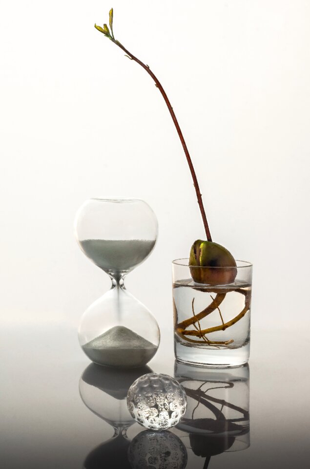 White sand clock