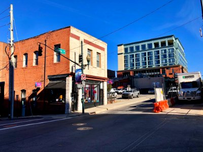 College Street, Asheville, NC 