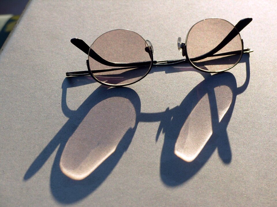 See sharp dioptrin lenses