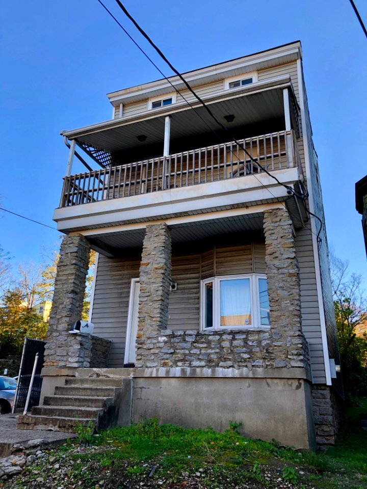 University Avenue, Corryville, Cincinnati, OH 