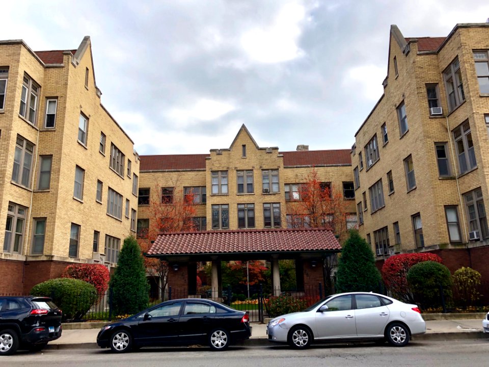 West Addison Street, Lakeview East, Chicago, IL 