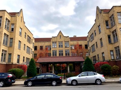 West Addison Street, Lakeview East, Chicago, IL photo