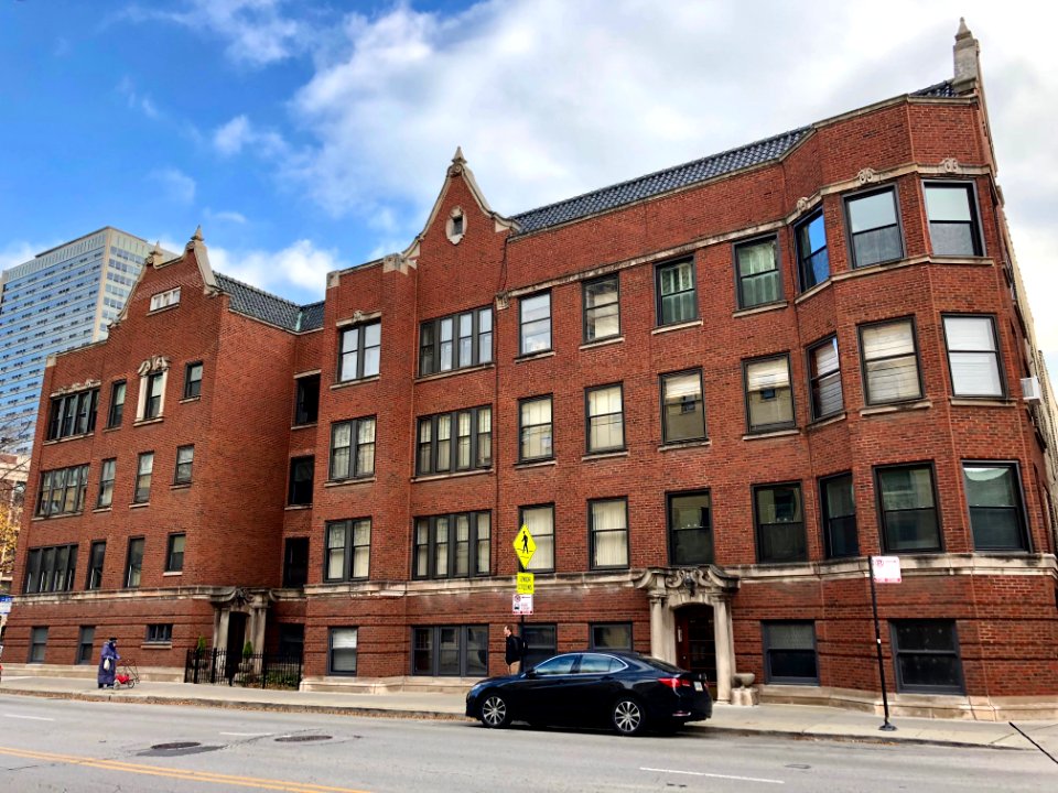 West Addison Street, Lakeview East, Chicago, IL 