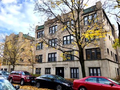West Roscoe Street, Lakeview East, Chicago, IL 