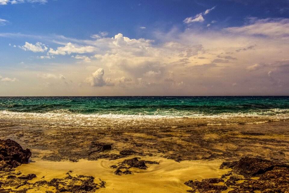 Clouds scenery waves